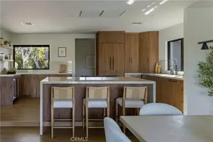 23717 Crosson, Woodland Hills, CA 91367 - Photo 8
