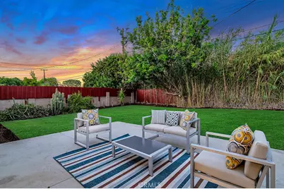 6200 Platt Avenue, Woodland Hills, CA 91367 - Photo 2
