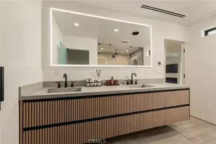 23501 Berdon St, Woodland Hills, CA 91367 - Photo 12