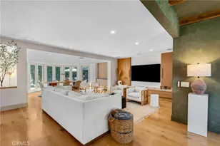4060 Harclare Ln, Encino, CA 91436 - Photo 10