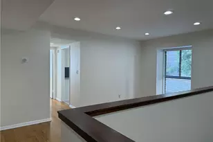 15221 Magnolia, Sherman Oaks, CA 91403 - Photo 10