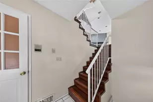 7650 Topanga Canyon Blvd, Canoga Park, CA 91304 - Photo 8
