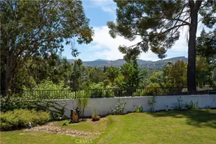 22936 Crespi, Woodland Hills, CA 91364 - Photo 32