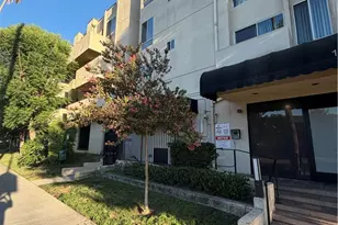 19350 Sherman, Los Angeles, CA 91335 - Photo 2