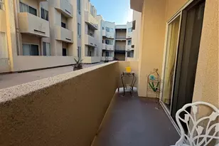 19350 Sherman, Los Angeles, CA 91335 - Photo 16
