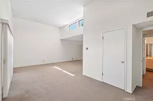 18645 Hatteras St, Tarzana, CA 91356 - Photo 26