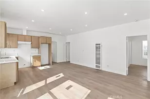 1223 E 35th, Los Angeles, CA 90011 - Photo 16