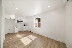 6714 Jellico, Lake Balboa, CA 91406 - Photo 12