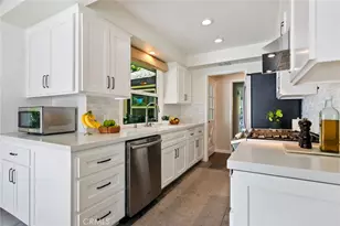 14724 Cumpston St, Sherman Oaks, CA 91411 - Photo 12