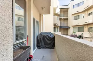 19350 Sherman Way, Reseda, CA 91335 - Photo 20