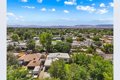 1438 W Ivyton Street, Lancaster, CA 93534 - Photo 36
