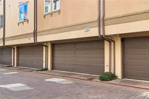 14104 W Birch Ln, Van Nuys, CA 91405 - Photo 24