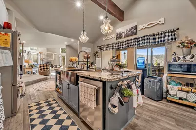 1813 Zermatt Drive, Pine Mountain Club, CA 93222 - Photo 12