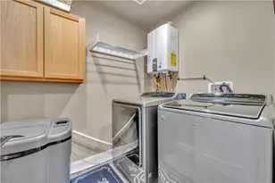 1813 Zermatt Dr, Pine Mountain Club, CA 93222 - Photo 14
