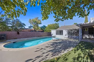 1058 E Ave R2, Palmdale, CA 93550 - Photo 1