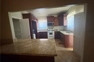 3395 Franklin Ave, Riverside, CA 92507 - Photo 12