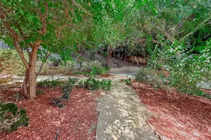 1496 Kathleen Dr, Newbury Park, CA 91320 - Photo 48