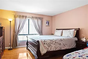 14239 Sherman Way, Van Nuys, CA 91405 - Photo 18