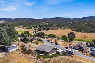 14733 Deer Bank Rd, Lake Hughes, CA 93532 - Photo 52