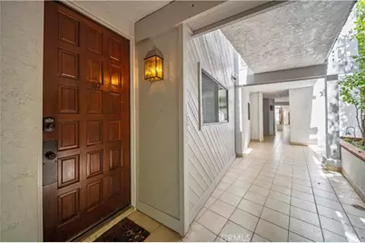 450 San Vicente Boulevard #104, Santa Monica, CA 90402 - Photo 32