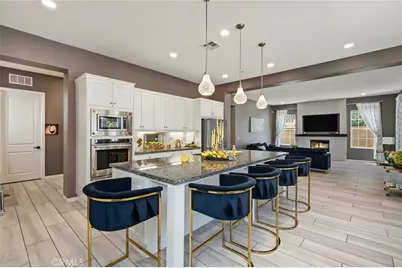 27681 Turnleaf Court, Saugus, CA 91350 - Photo 4