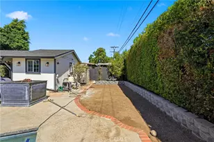 9930 Wealtha, Los Angeles, CA 91352 - Photo 36