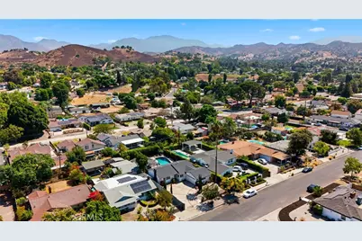 9930 Wealtha, Los Angeles, CA 91352 - Photo 50