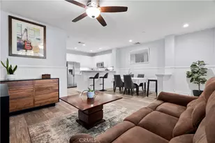 27249 Riverview Ln, Valencia, CA 91354 - Photo 10