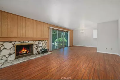 23323 Ostronic, Los Angeles, CA 91367 - Photo 6