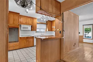 7238 Balcom Ave, Reseda, CA 91335 - Photo 12