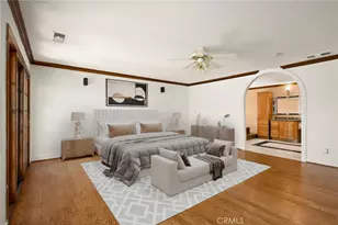 5220 Collier Pl, Woodland Hills, CA 91356 - Photo 14
