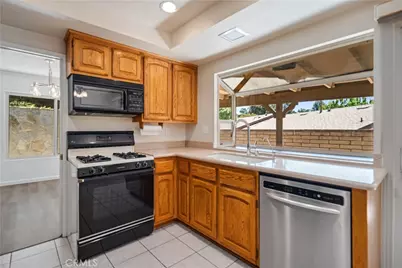 26562 Cardwick Court, Newhall, CA 91321 - Photo 14