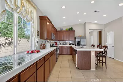 5821 Kingsbury, Palmdale, CA 93552 - Photo 18