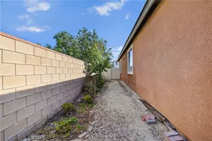 5821 Kingsbury, Palmdale, CA 93552 - Photo 48