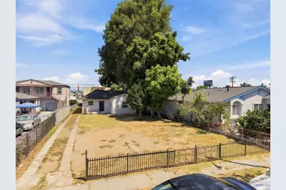717 W 73rd, Los Angeles, CA 90044 - Photo 1