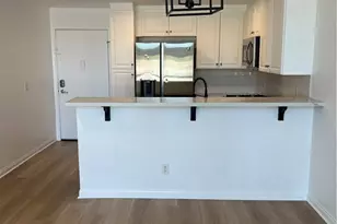 5550 Owensmouth, Woodland Hills, CA 91367 - Photo 6
