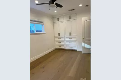 1454 N Clybourn Avenue, Burbank, CA 91505 - Photo 12