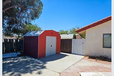 10331 N Loop Boulevard, California City, CA 93505 - Photo 10