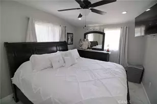 14615 San Fernando Mission Blvd, San Fernando, CA 91340 - Photo 12
