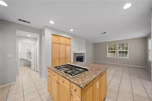 27032 Edgewater Ln, Valencia, CA 91355 - Photo 42