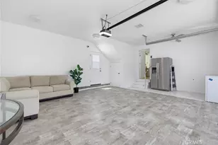 4715 Burgundy Rd, Woodland Hills, CA 91364 - Photo 36
