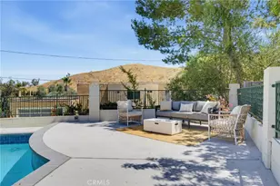 4715 Burgundy Rd, Woodland Hills, CA 91364 - Photo 36
