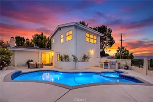 4715 Burgundy Rd, Woodland Hills, CA 91364 - Photo 34