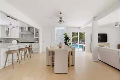 4715 Burgundy Road, Woodland Hills, CA 91364 - Photo 8