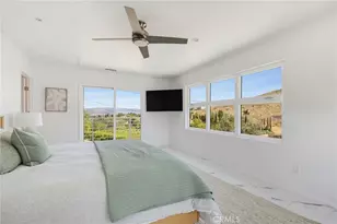 4715 Burgundy Rd, Woodland Hills, CA 91364 - Photo 12