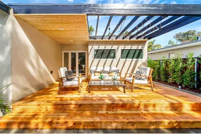 22120 Costanso Street, Woodland Hills, CA 91364 - Photo 26