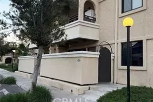 18808 Mandan, Canyon Country, CA 91351 - Photo 2