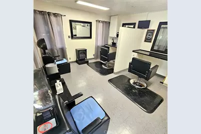 2056 E Villa, Pasadena, CA 91107 - Photo 6