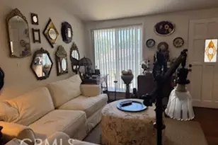 19162 Ave Of The Oaks, Newhall, CA 91321 - Photo 2