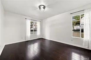 21400 Burbank, Woodland Hills, CA 91367 - Photo 8